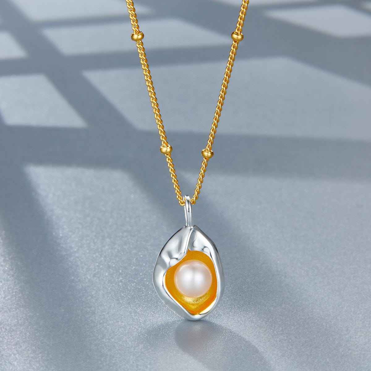 Collar Embrace en oro vermeil de 18 quilates