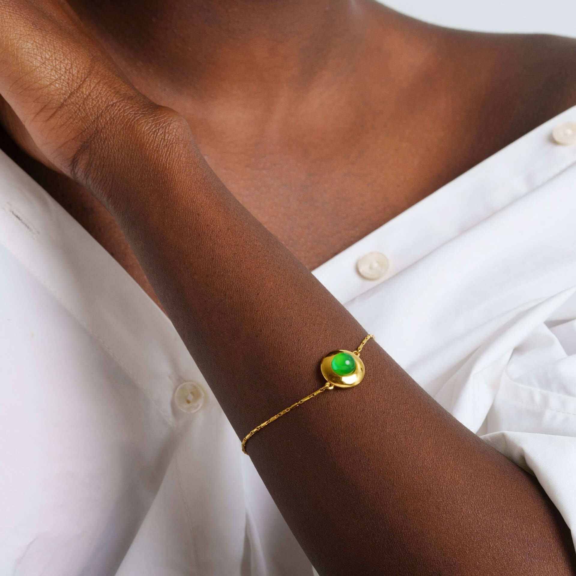 Pulsera Serene Grace bañada en oro de 18 quilates