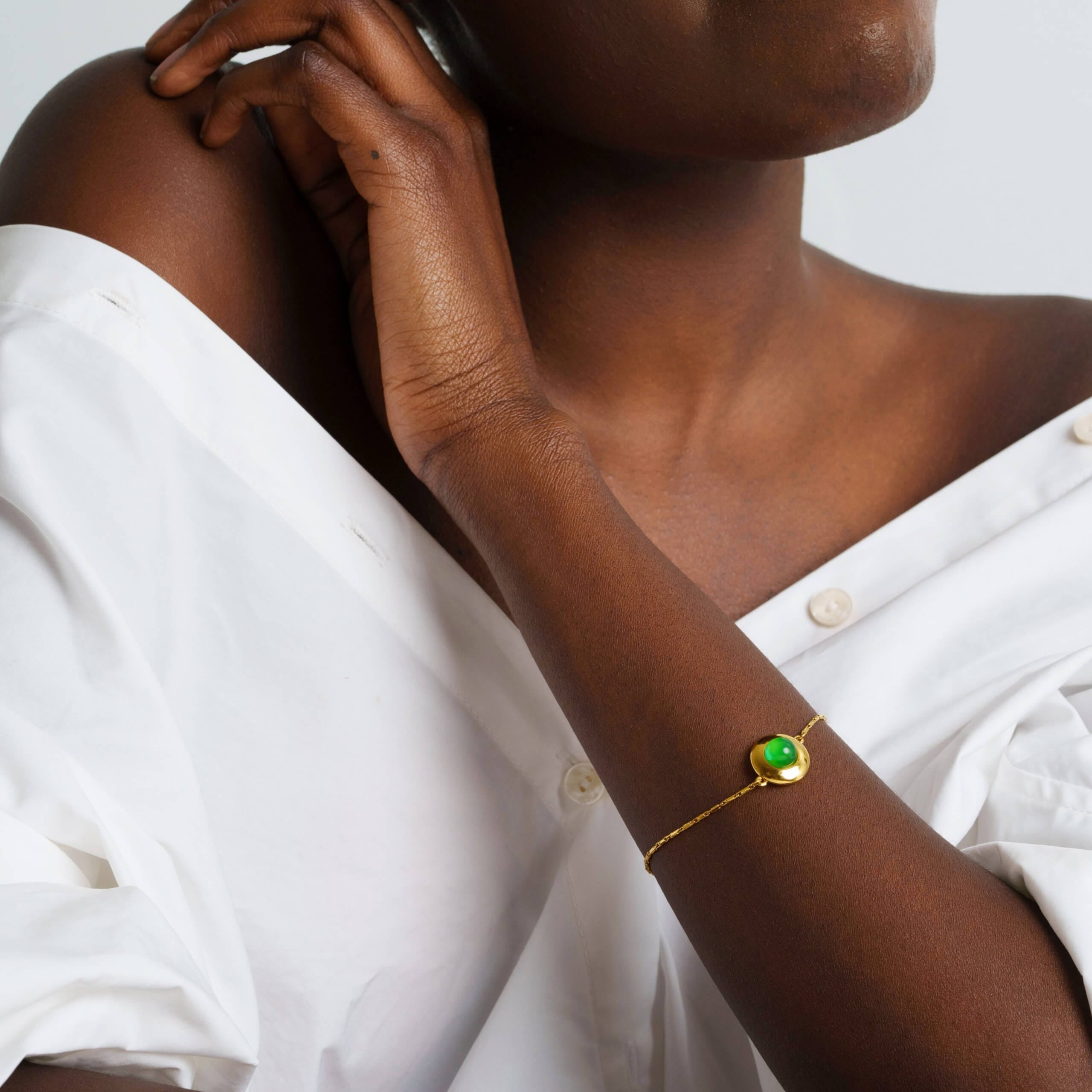 Pulsera Serene Grace bañada en oro de 18 quilates