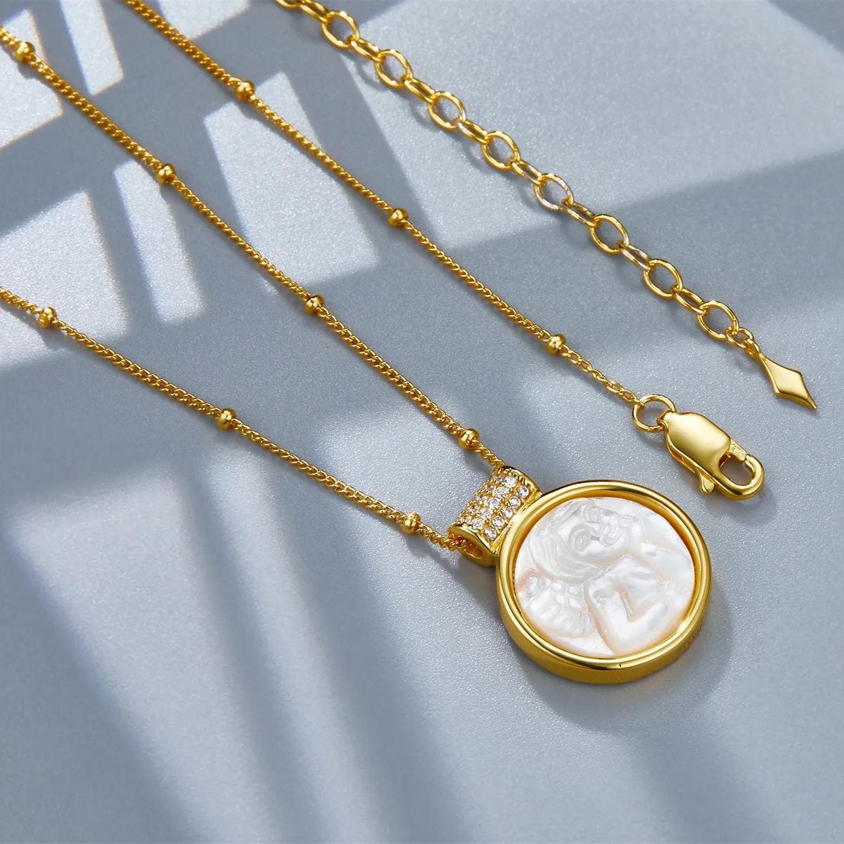 Collar atemporal de oro vermeil de 18 quilates