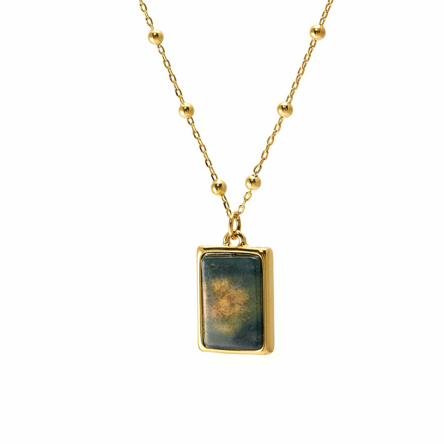 Earth’s Power Necklace with agate and 18K gold-plated finish