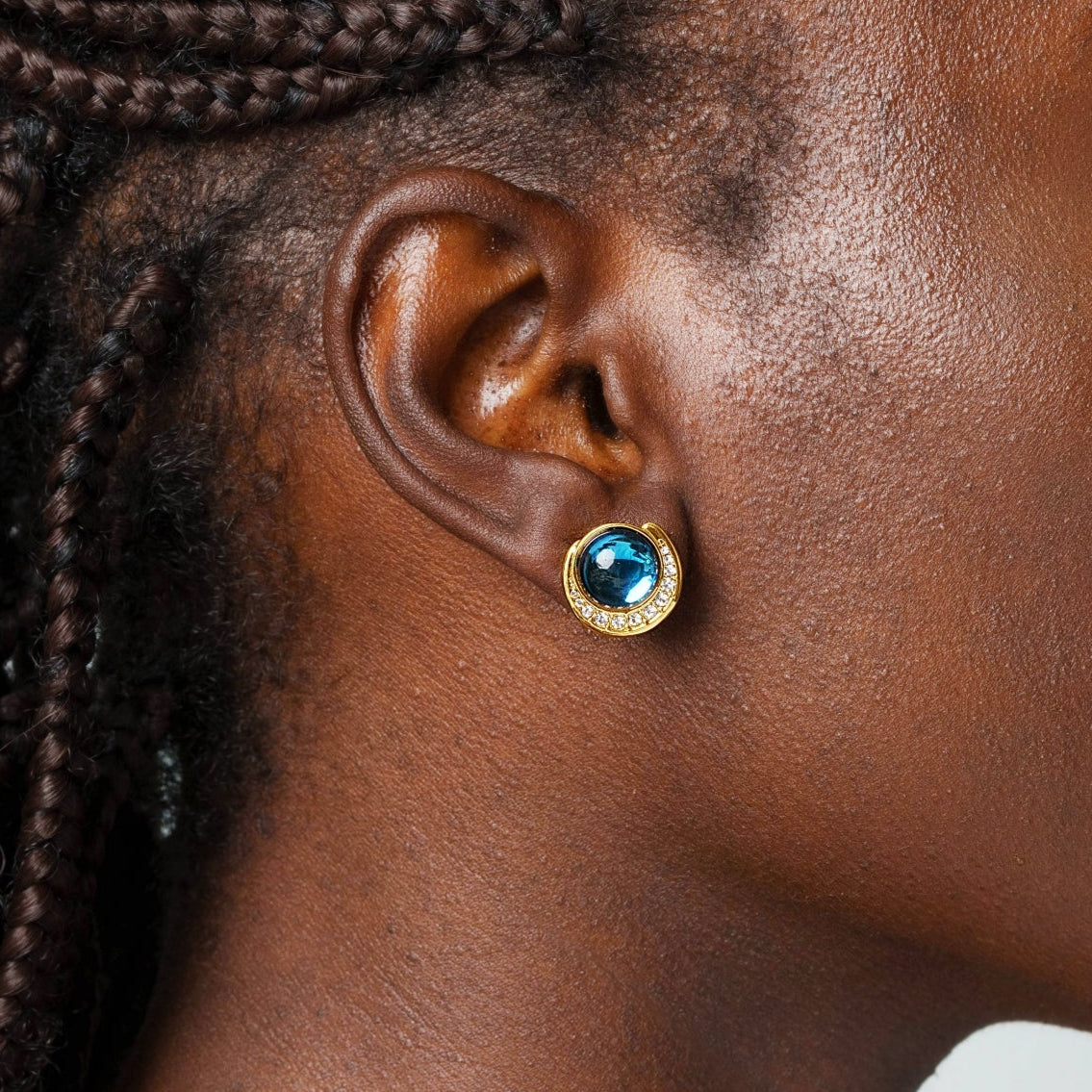 Boucle d'oreille Celestial Spark plaquée or 18 carats 