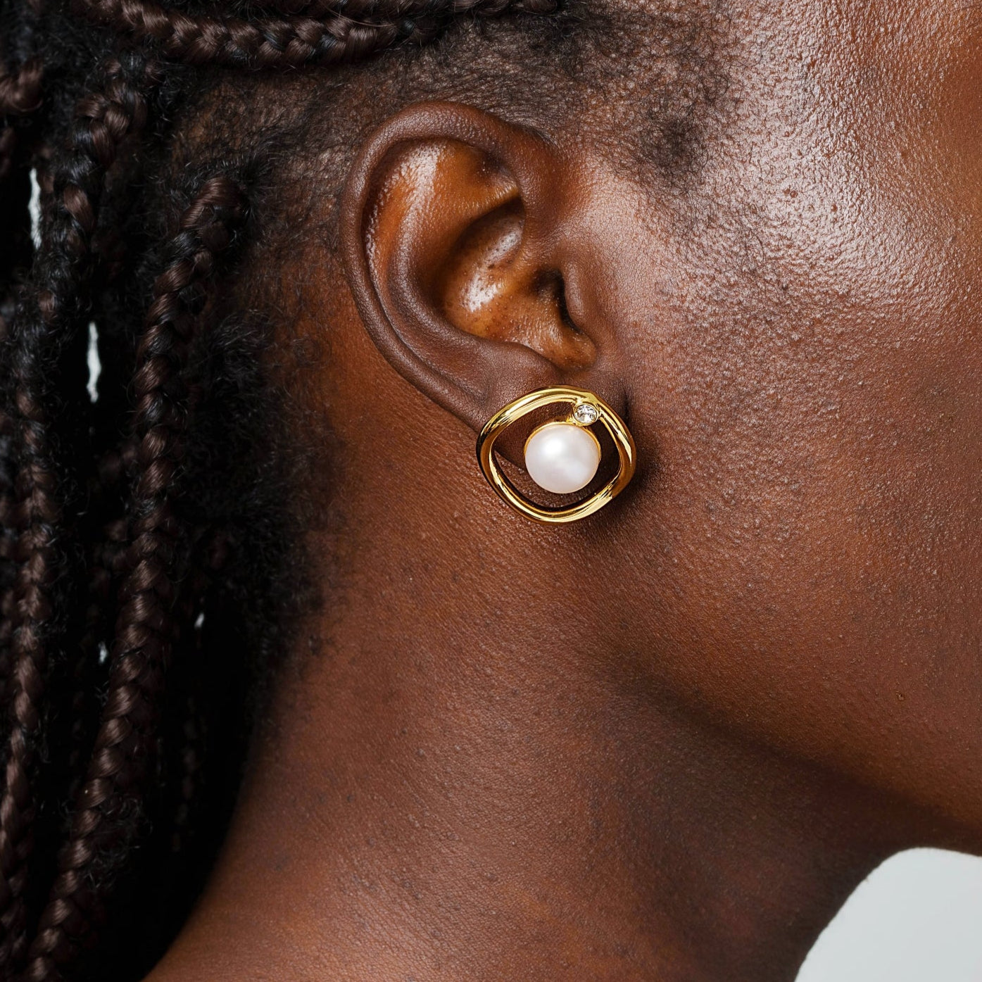 Elegant Orb Earring 18K Gold Plated