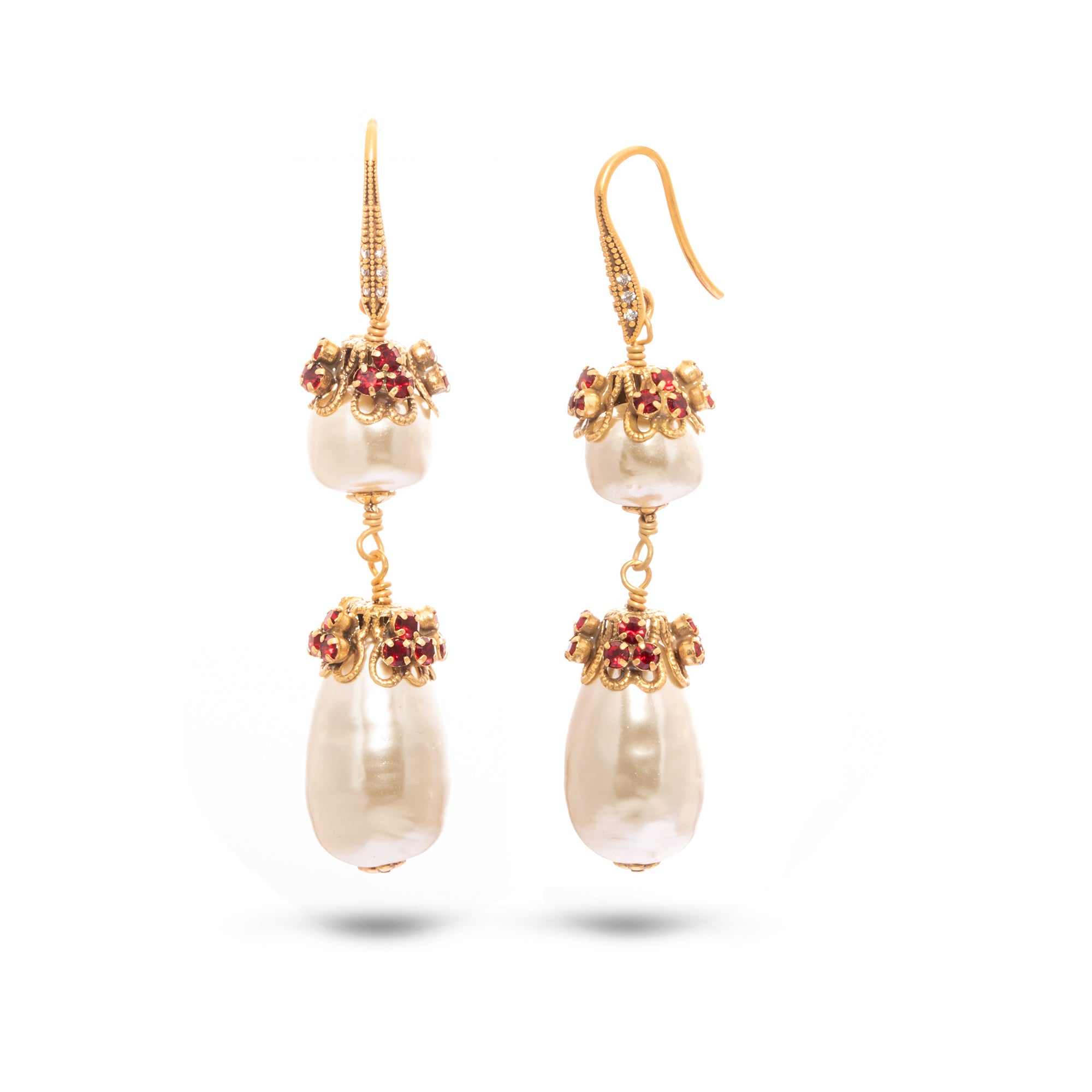 Opulent Pearl Earring 18K Gold Plated