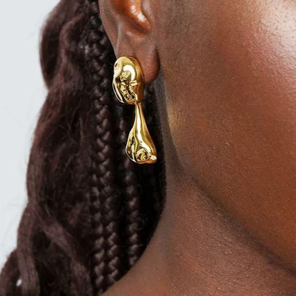 Earring brass plated with real gold