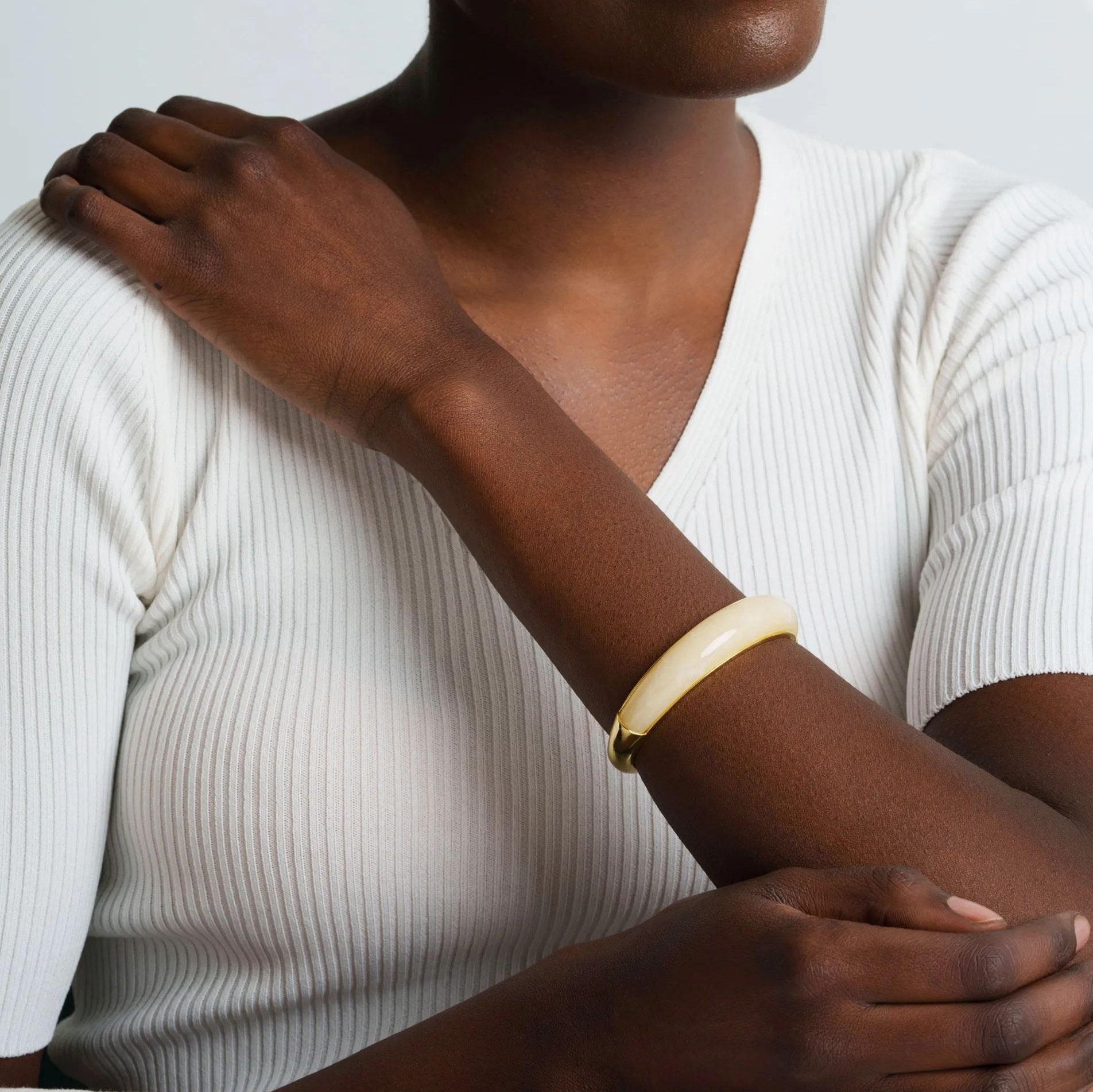 Bracelets, Resin, Brass Plated With 16K Gold, Light Black Semi-Gloss